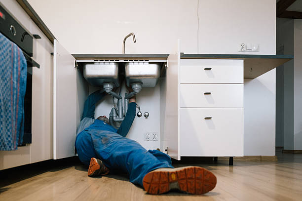 Professional Leak Detection technician working in Rockhill Furnace, PA